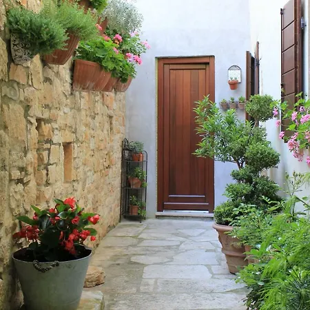 Istra *